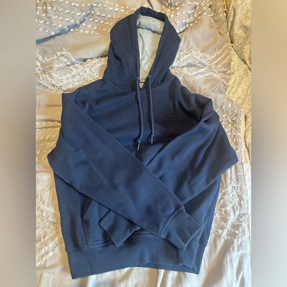 Navy Blue Champion Hoodie! - Picture 1 of 3
